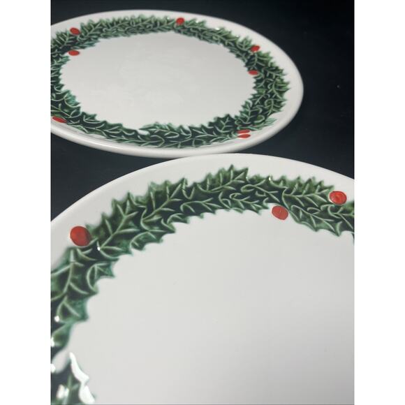 Set of 3 Lefton Holly Berry 610 Christmas Dinner Plates 9 Inch Green Red White - Picture 6 of 6
